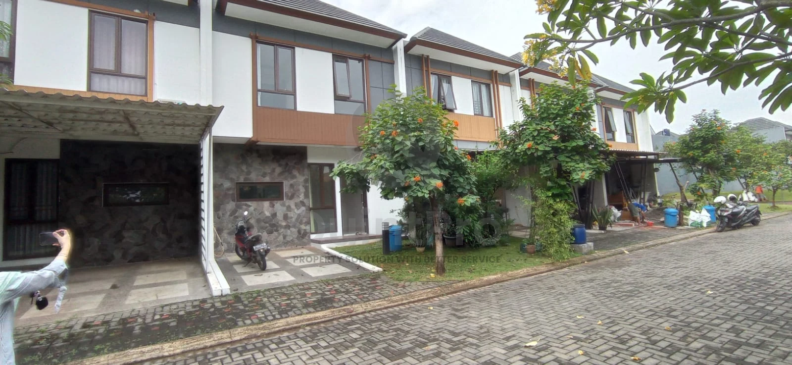 Rumah 2KT Modern Minimalis di Nusa Loka BSD, 2 Lantai Bebas Banjir PPJB — foto 2