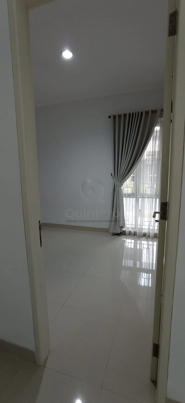 Rumah Disewa di The Icon, BSD, 3KT — foto 10