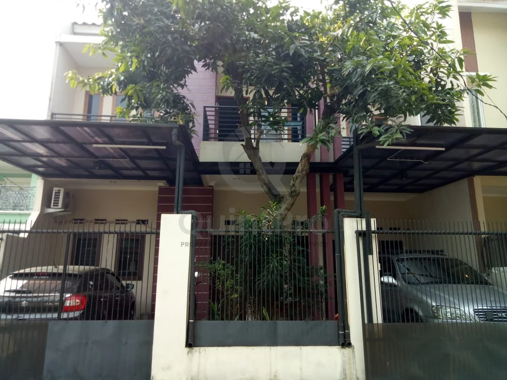 Rumah 5KT 215m² di Griyaloka BSD, 2 Lantai SHM Bebas Banjir Strategis