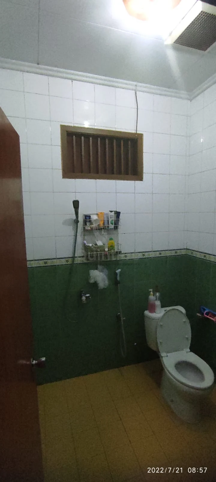 Rumah 3KT 180m² di Griyaloka BSD Sektor 1, SHM Dapur Lengkap Taman Depan — foto 4