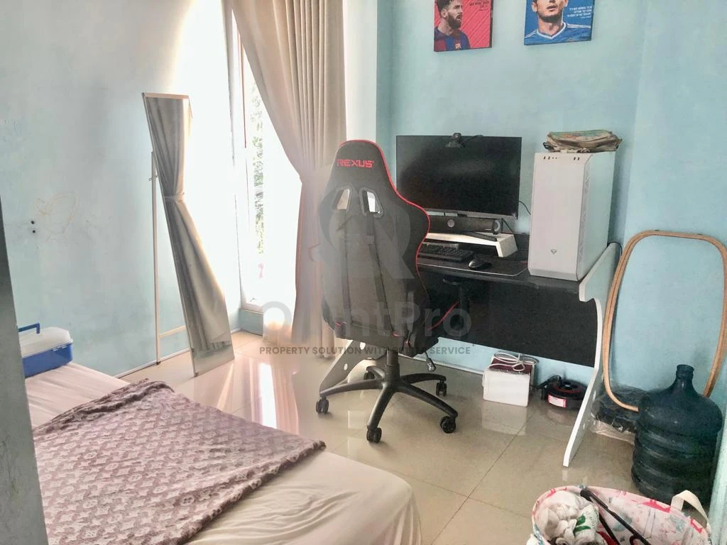 Rumah 3KT 144m² di Serpong Estate Tangsel, 3 Lantai SHM Dekat Tol BSD — foto 2