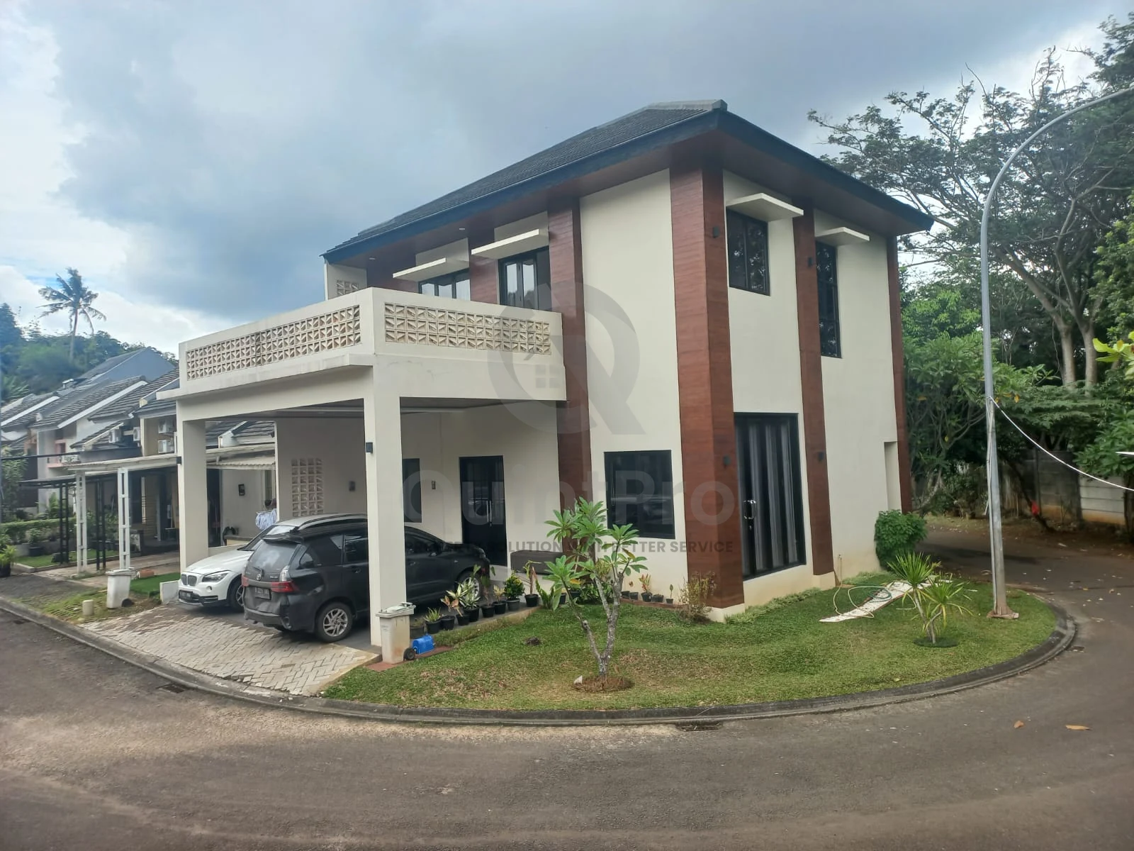 Rumah Modern 3+1KT di Nusa Loka BSD, 2 Lantai SHM Siap Huni