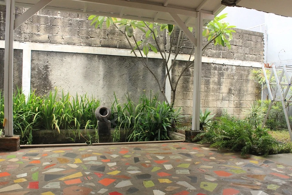 Rumah Dijual di Kencana Loka, BSD, 2KT — foto 10