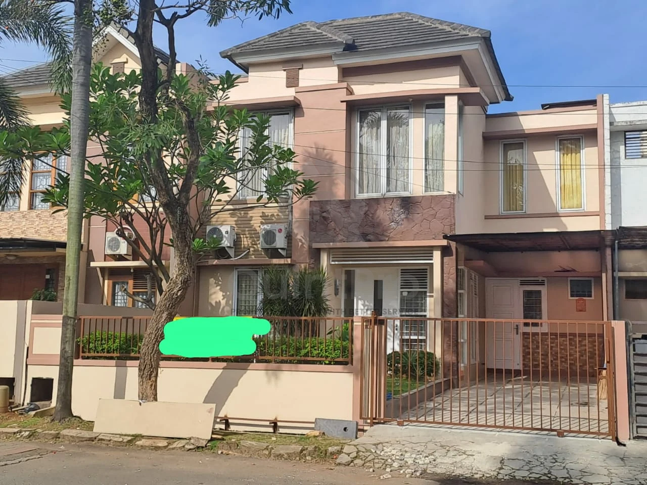 Rumah 3+1KT 162m² di Serpong Park BSD, 2 Lantai Taman Asri SHM