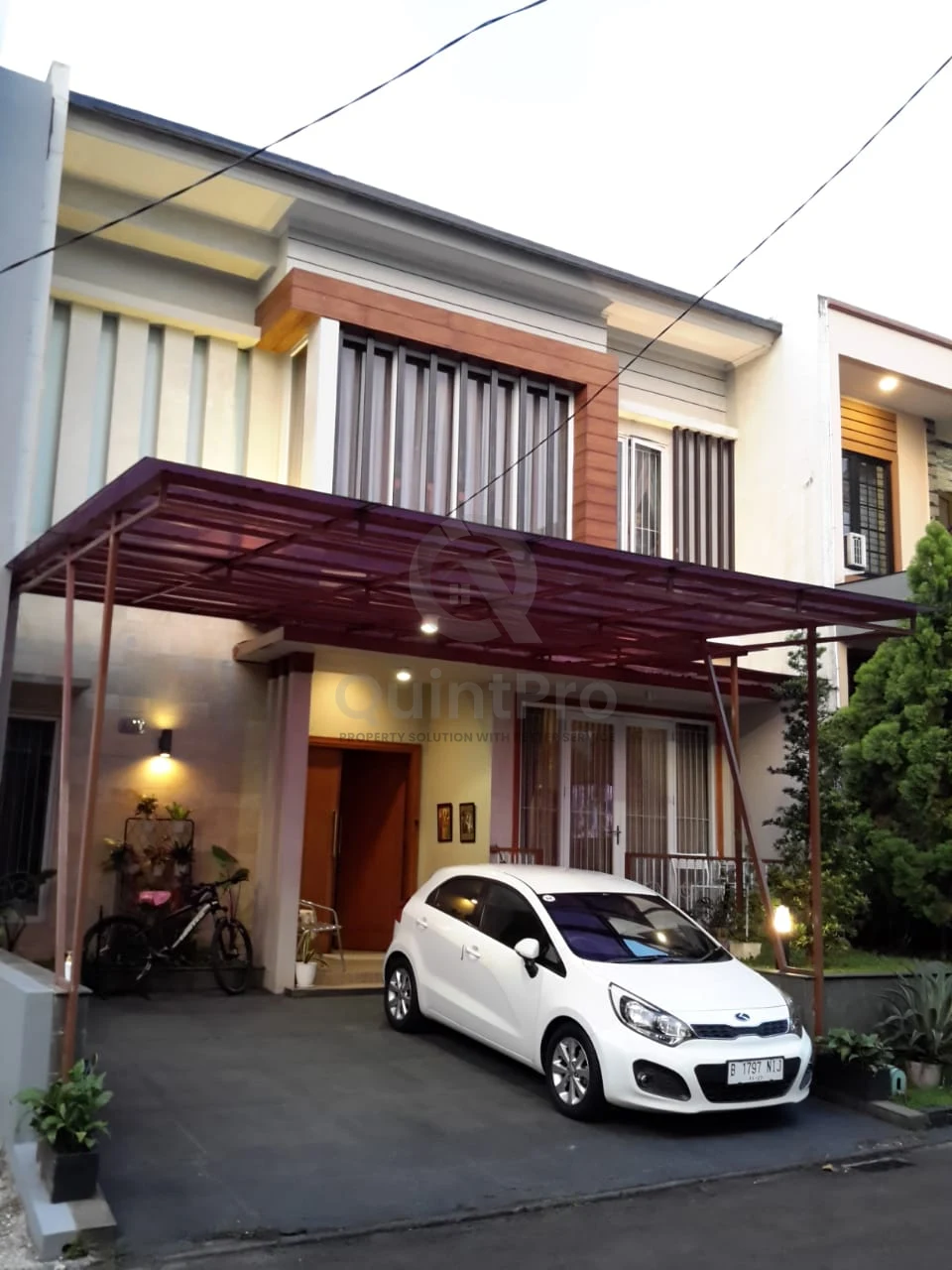 Rumah 3+1KT Furnished 2 Lantai di Kencana Loka BSD, Dekat Tol SHM