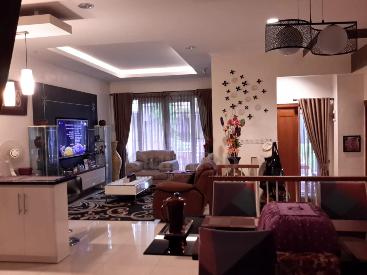 Rumah 3+1KT Furnished 2 Lantai di Kencana Loka BSD, Dekat Tol SHM — foto 2