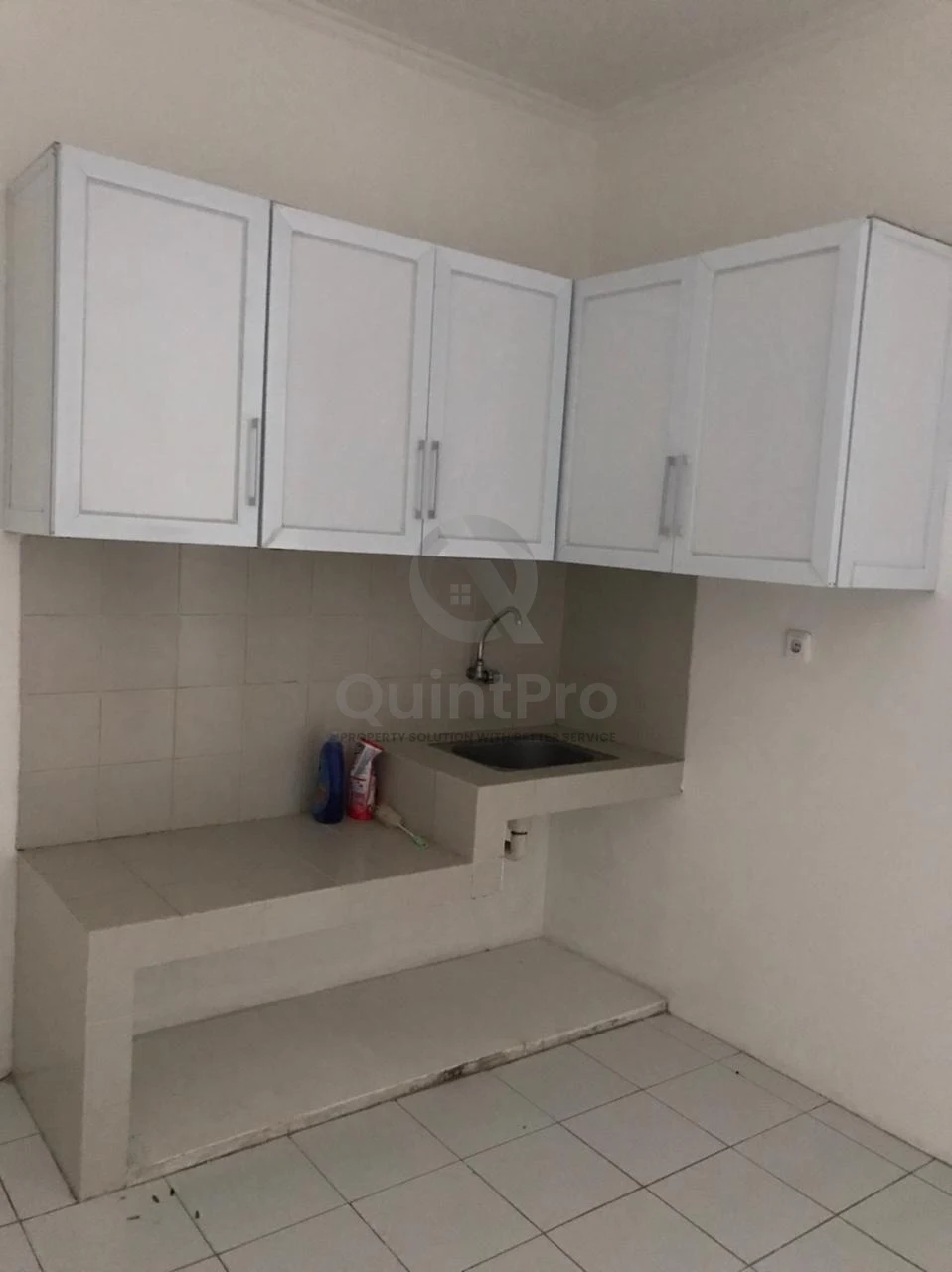 Rumah 3KT Disewa di The Icon BSD, 2 Lantai Modern Minimalis SHM — foto 4