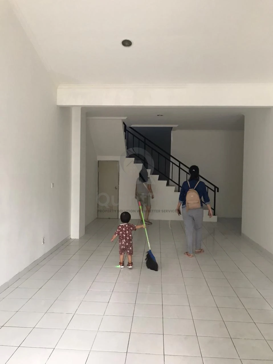 Rumah 3KT Disewa di The Icon BSD, 2 Lantai Modern Minimalis SHM — foto 5
