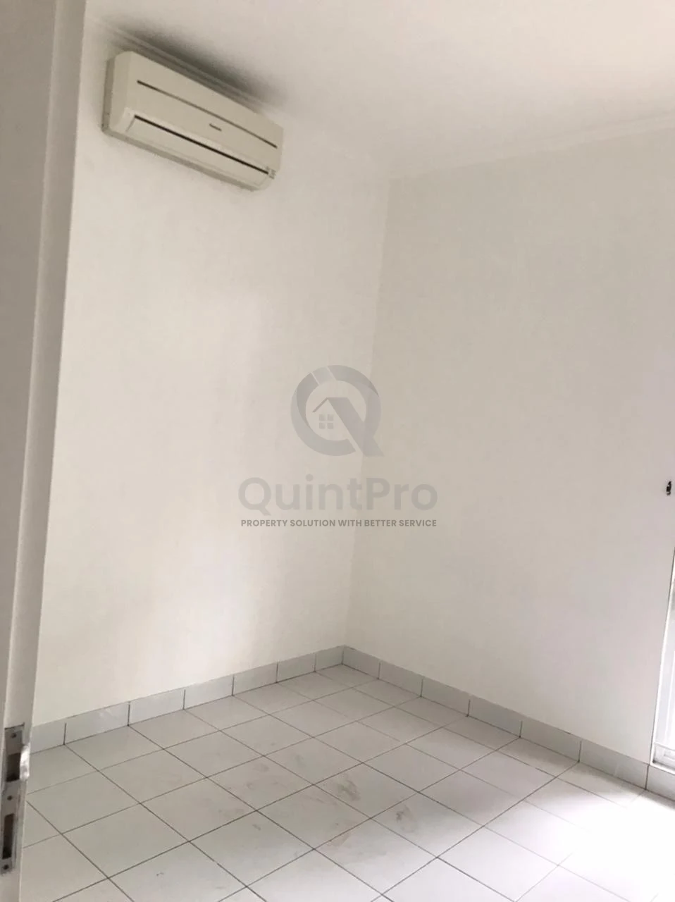 Rumah Disewa di The Icon, Bsd, 3KT — foto 7