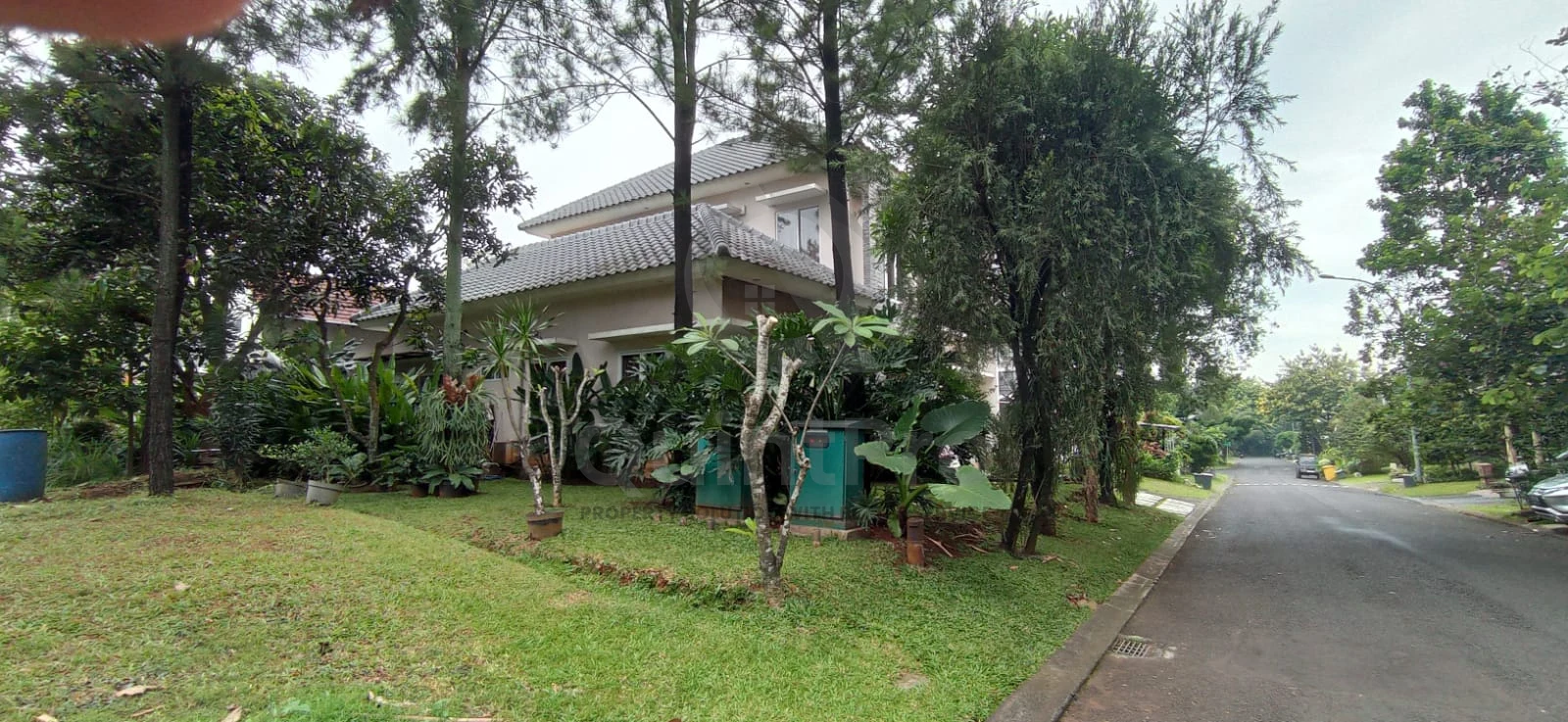 Rumah 4+1KT Hook Position 340m² di Blossom Ville BSD, Tanah Bonus Taman — foto 2