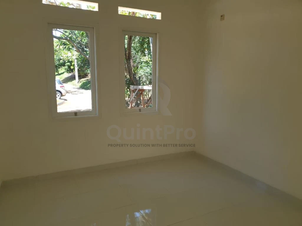 Rumah Modern 2+1KT di Griya Aviva Ciputat, 2 Lantai SHM Siap Huni — foto 2