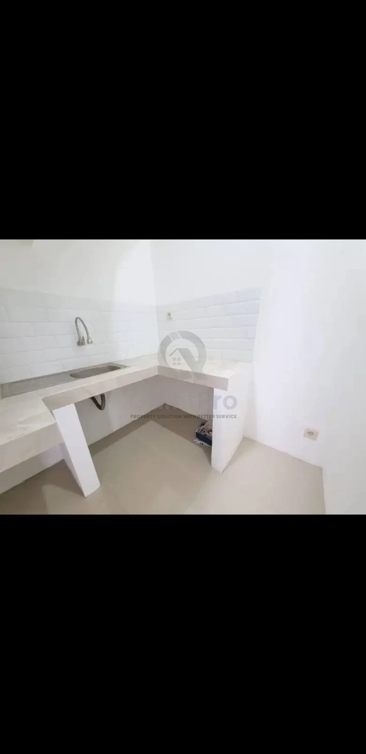 Rumah Modern 3KT 2 Lantai di Serpong Paradise BSD, Design Minimalis SHM — foto 4