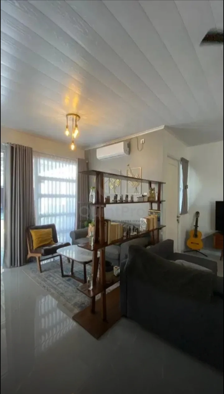 Rumah 4+1KT 170m² di Castilla BSD, Renovasi Baru 2 Lantai SHM — foto 5