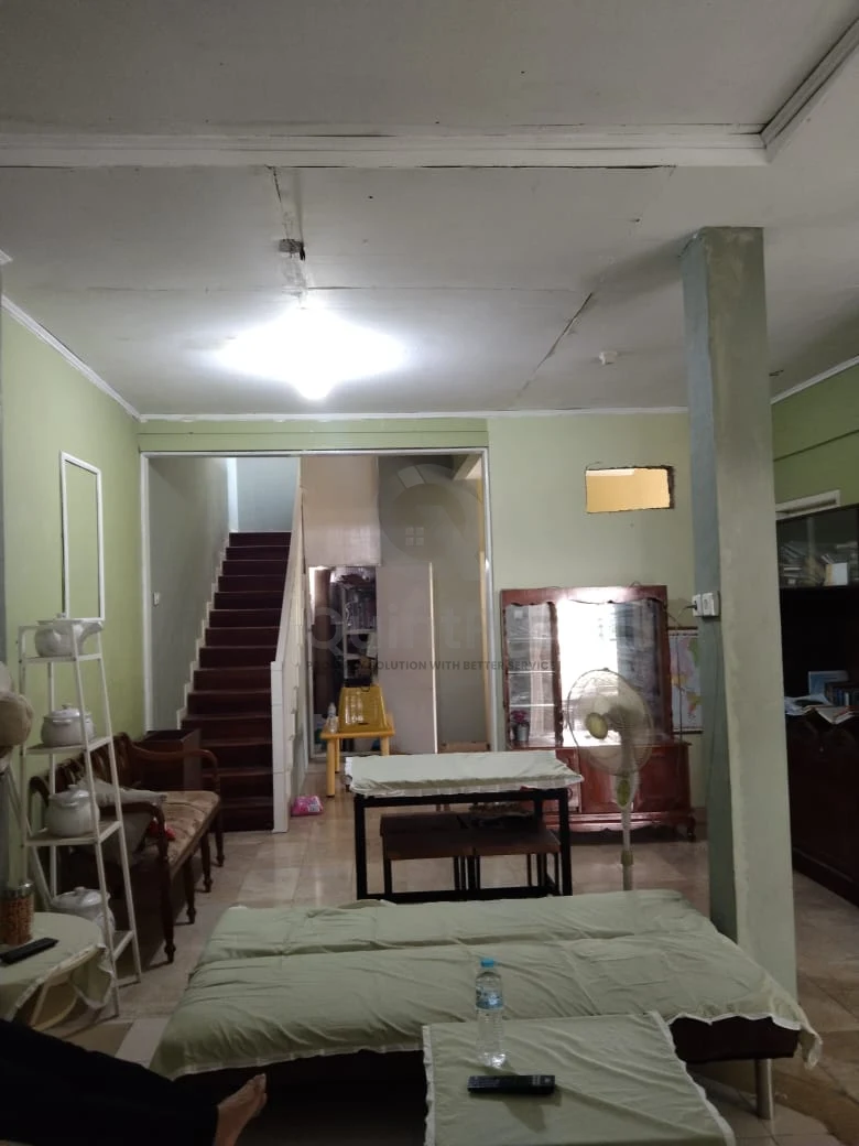 Rumah Hook 3+1KT di Griya Loka BSD, 2 Lantai Rooftop SHM 196m² — foto 5