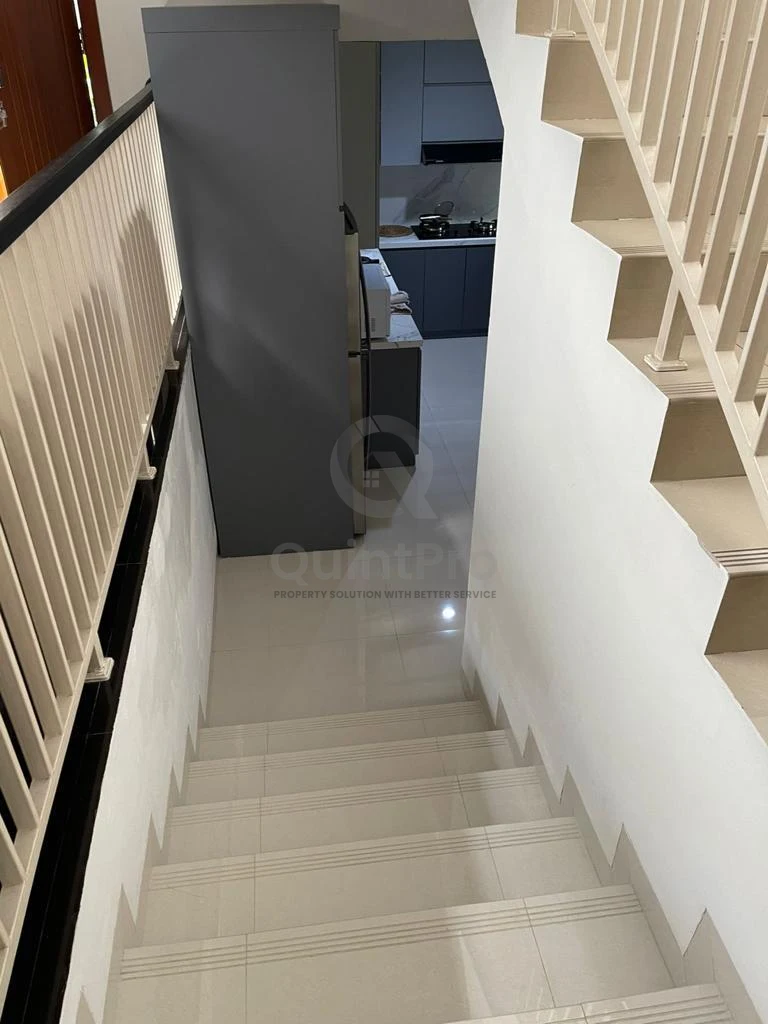 Rumah Dijual di Kebayoran Residence, Kebayoran, 4KT — foto 6