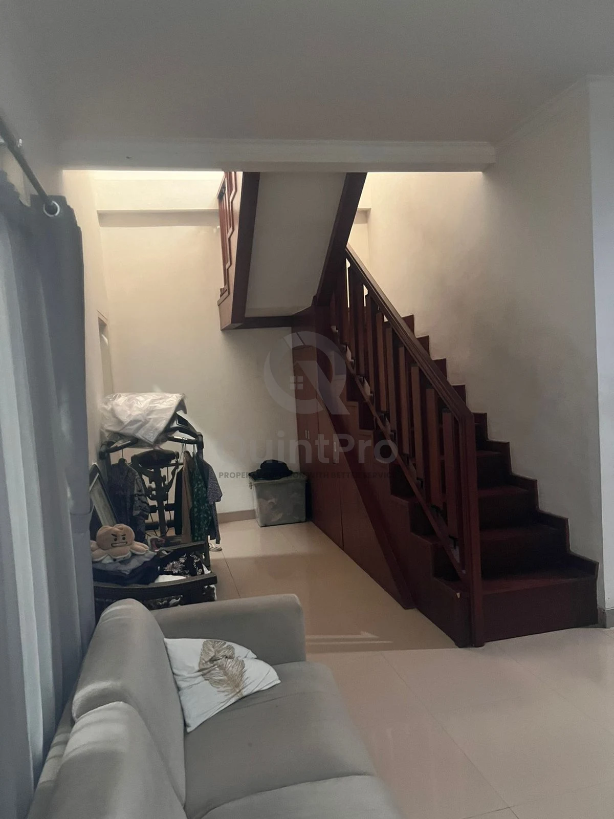 Rumah 6KT 300m² di Kencana Loka BSD, 2 Lantai SHM Jalan Lebar — foto 2