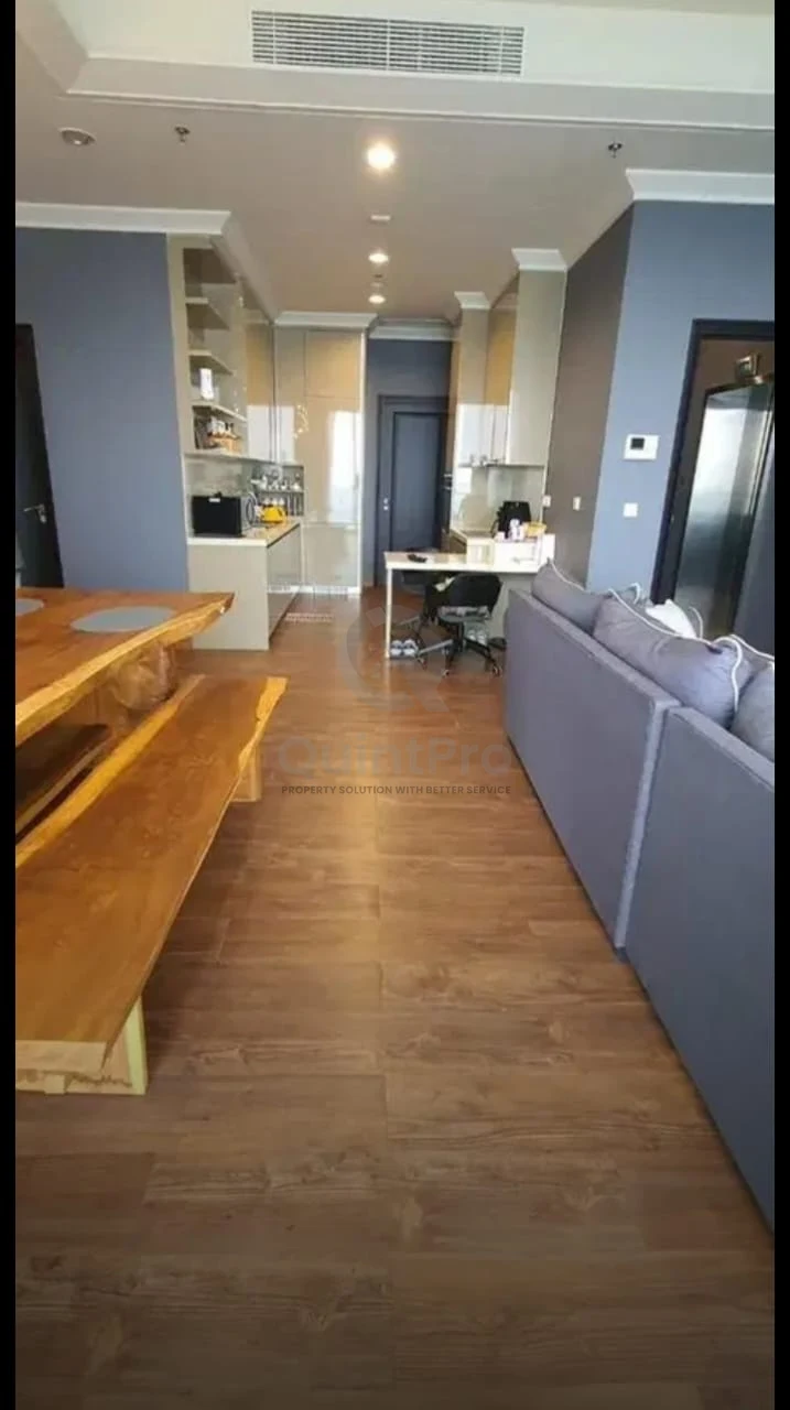 Apartemen Junior Penthouse 2+1BR di Pondok Indah, Marmer Italia Fully Furnished SHM — foto 4