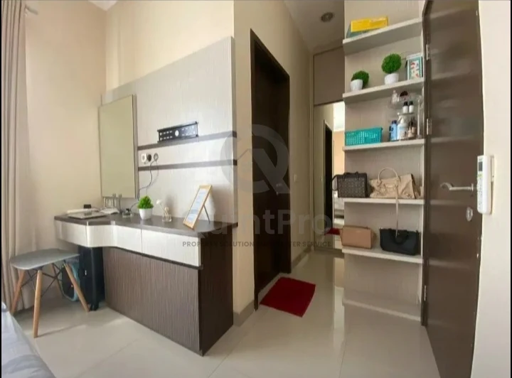 Rumah 3KT 2 Lantai di Algeria Park BSD, Semi-Furnished SHM Siap Huni — foto 2