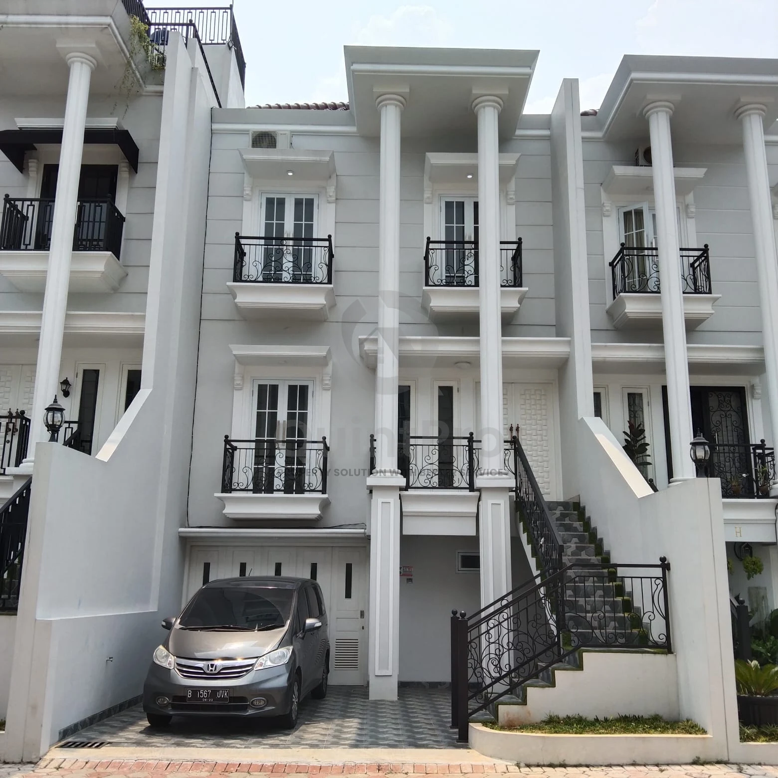 Rumah Modern 4+1KT di Andara 1820 Depok, 2 Lantai SHM Garasi 2 Mobil