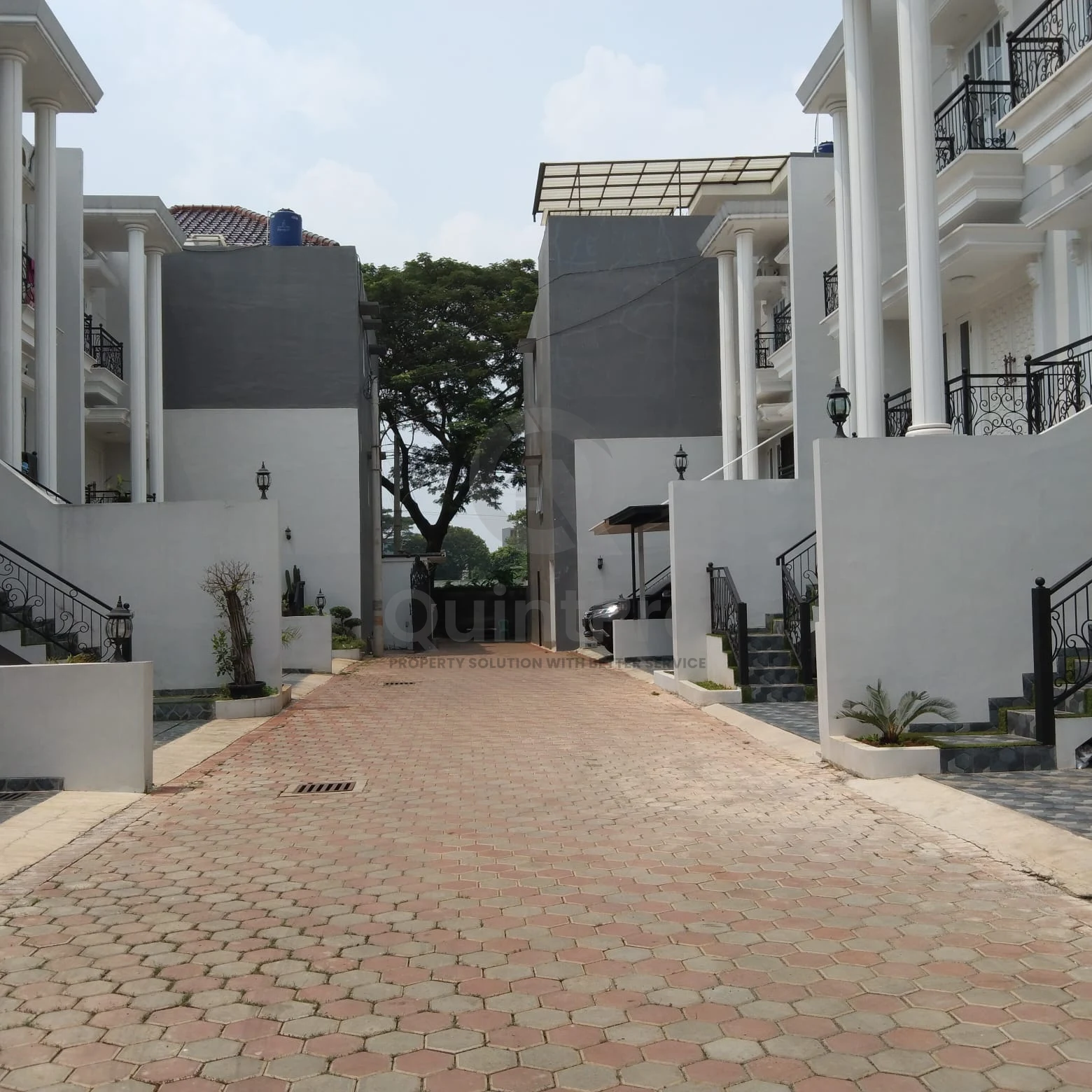 Rumah Modern 4+1KT di Andara 1820 Depok, 2 Lantai SHM Garasi 2 Mobil — foto 2