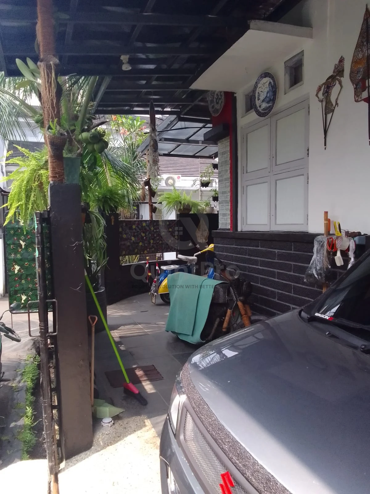Rumah 3KT 140m² di Bintaro Kuricang, SHM Carport 2 Mobil Asri — foto 5