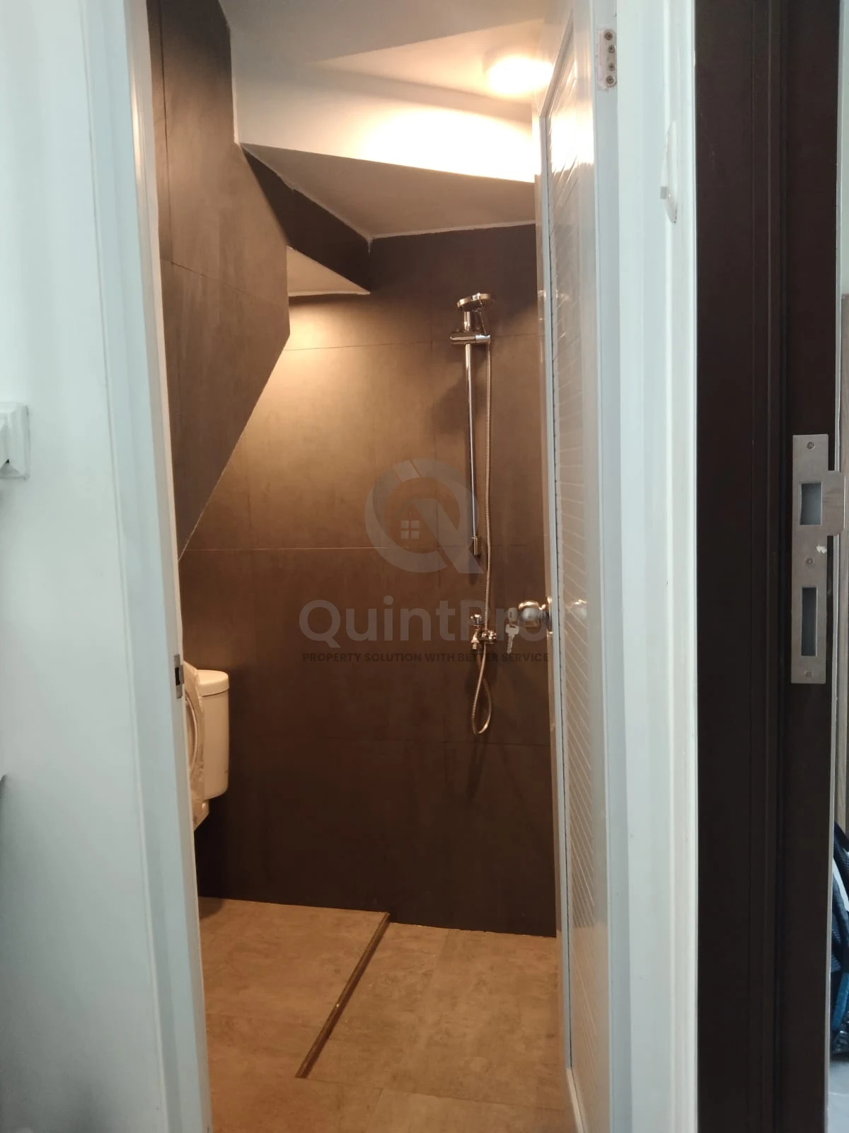 Rumah Dijual di Perum Exciting, BSD, 3KT — foto 8