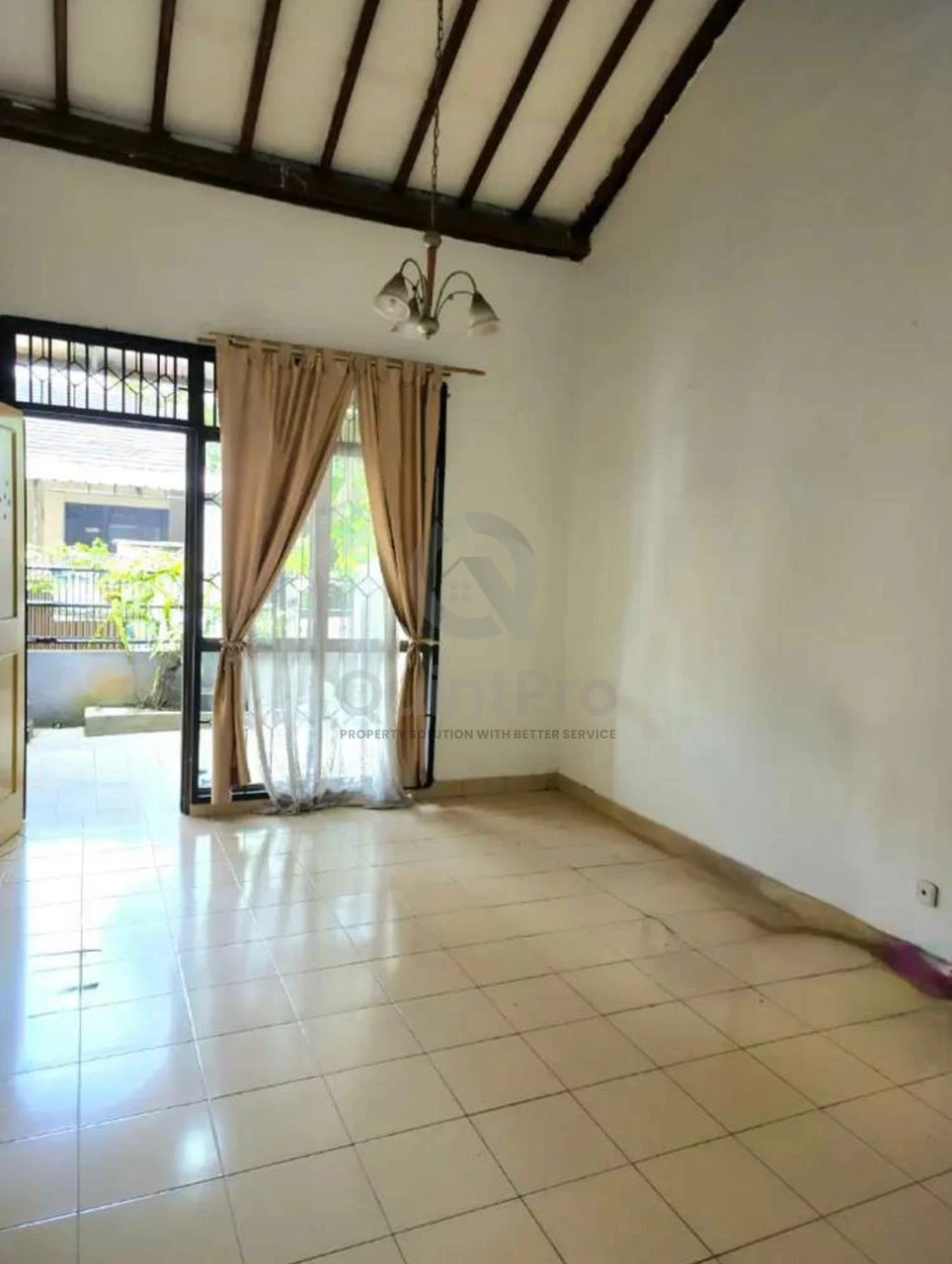 Rumah 3+1KT di Nusa Loka BSD, 2 Lantai SHM Hadap Timur Tenggara — foto 4