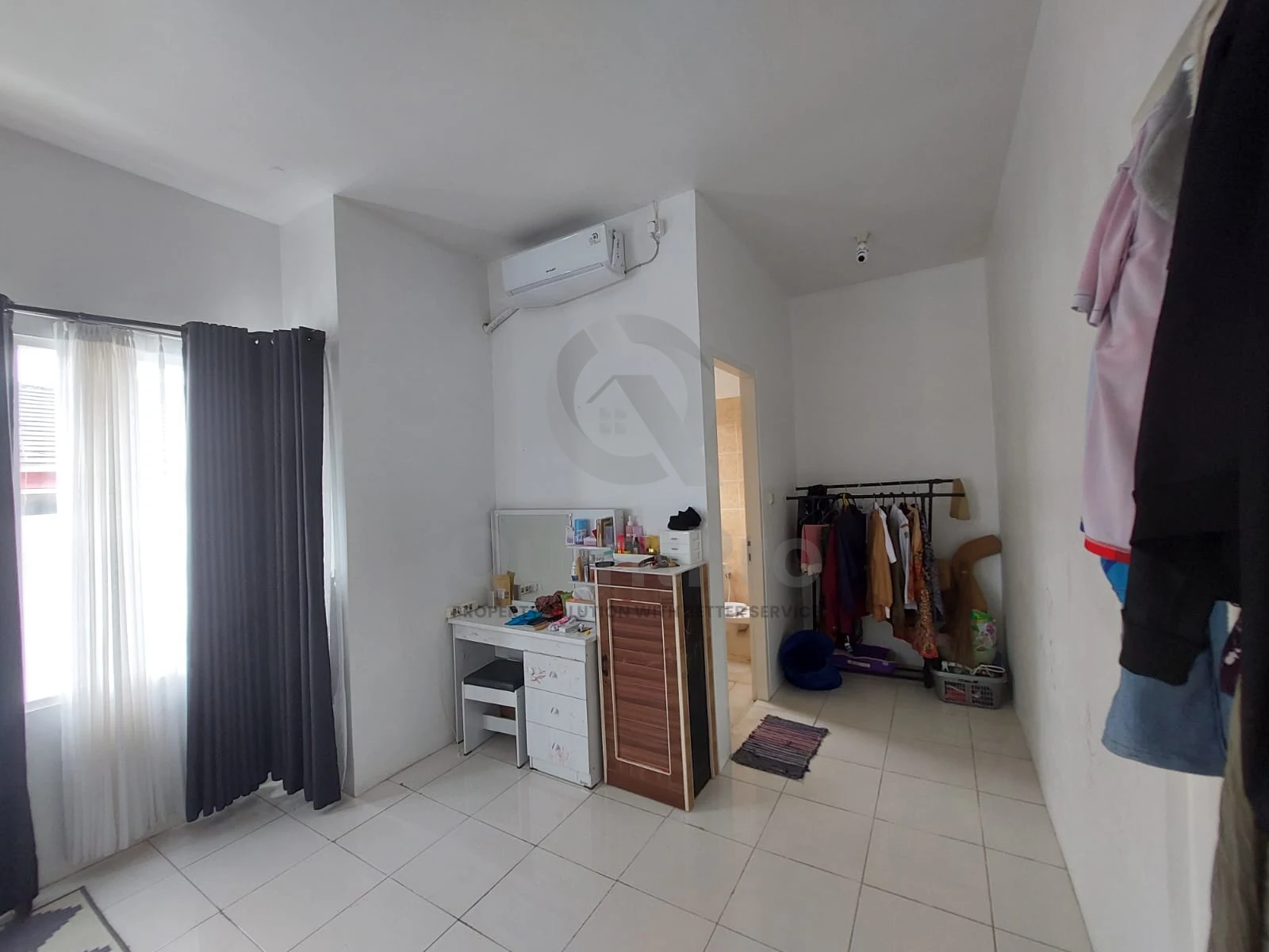 Rumah Hook 3KT 2 Lantai di Ciputat, 145m² SHM Cluster Aman — foto 5