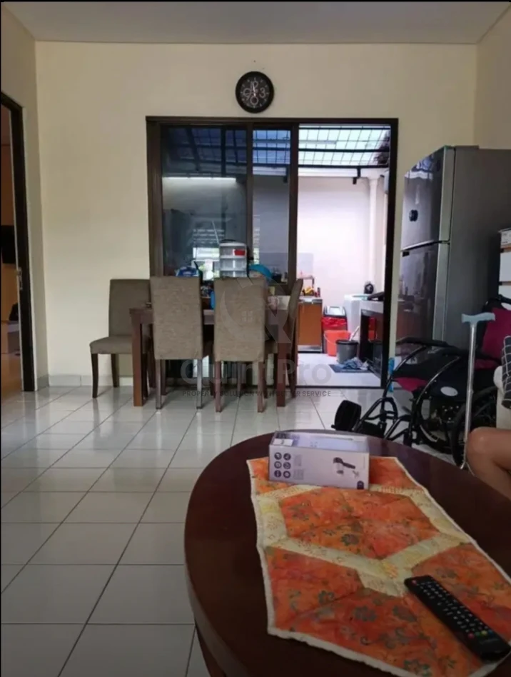Rumah 2KT di Nusa Loka BSD, 1 Lantai SHM Halaman Asri — foto 3