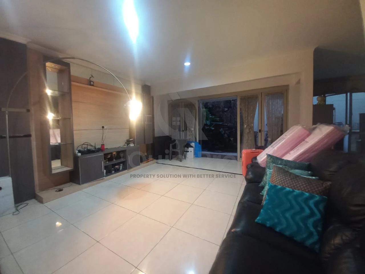 Rumah 3+1KT 2 Lantai di La Vintage Delatinos BSD, Halaman Hijau Asri SHM — foto 3