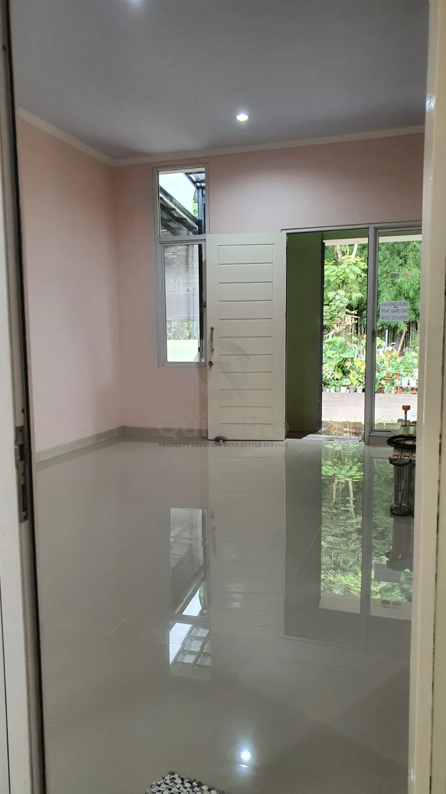 Rumah 2KT Disewa di Pavilion Residence BSD, 1½ Lantai Unfurnished SHM — foto 2
