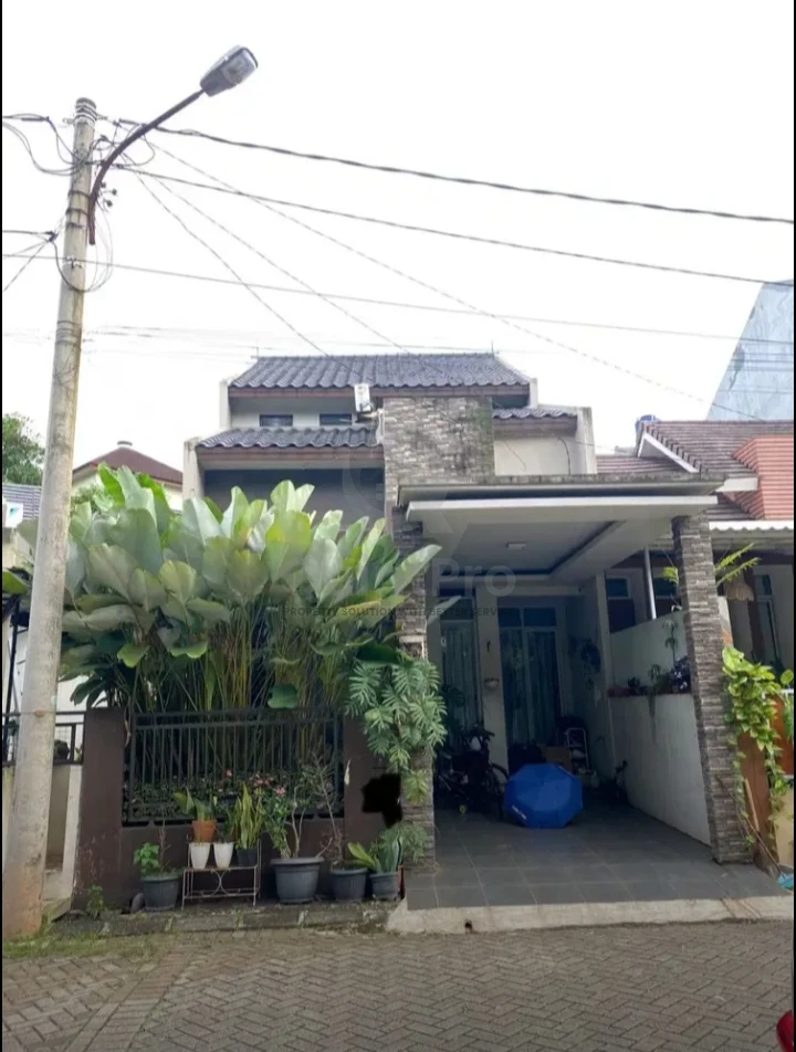 Rumah 3+1KT 120m² di Cendana Residence BSD, SHM Siap Huni — foto 2