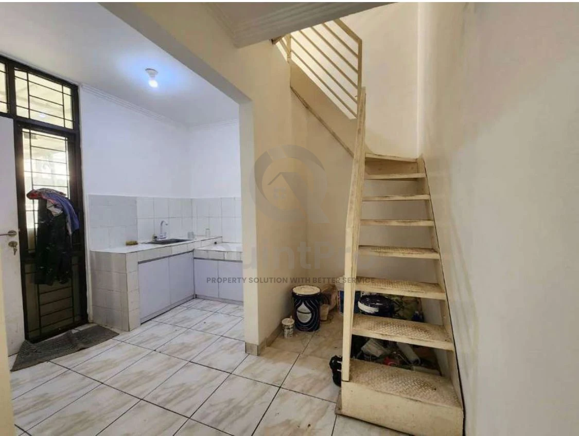 Rumah Hook 4KT di Nusa Loka BSD, 2 Lantai SHM 160m² Hadap Timur — foto 5