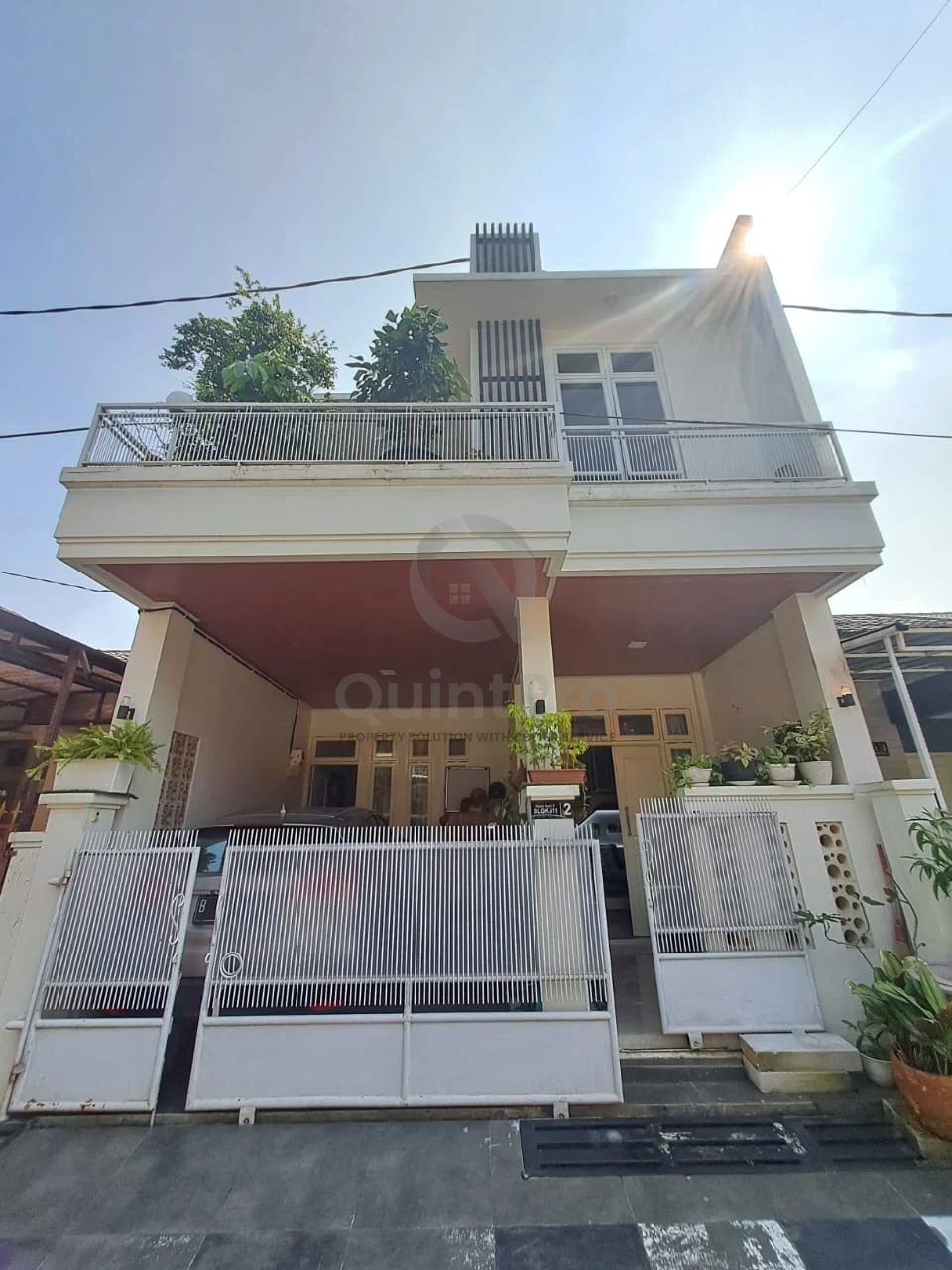 Rumah Modern 4KT 150m² di Pamulang Villa Dago, 2 Lantai SHM Siap Huni
