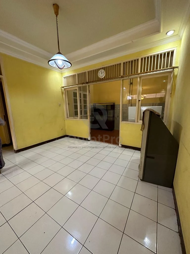 Rumah 4KT 2 Lantai di Permata Pamulang Tangerang, SHM 170m² Siap Huni — foto 2