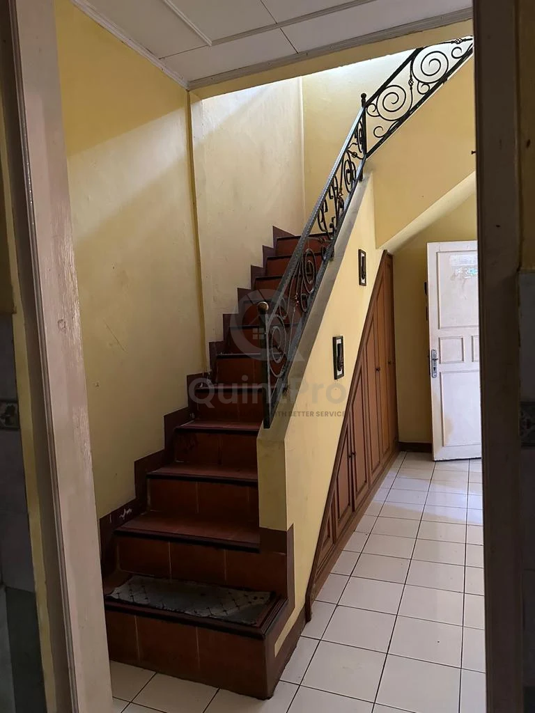 Rumah 4KT 2 Lantai di Permata Pamulang Tangerang, SHM 170m² Siap Huni — foto 4