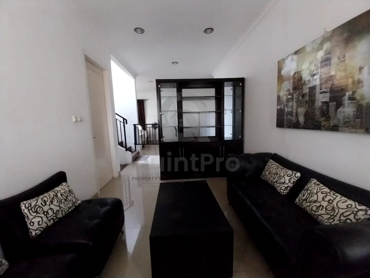 Rumah 4KT Disewa di Sevilla BSD, Hook Position 2 Lantai Renovasi Baru