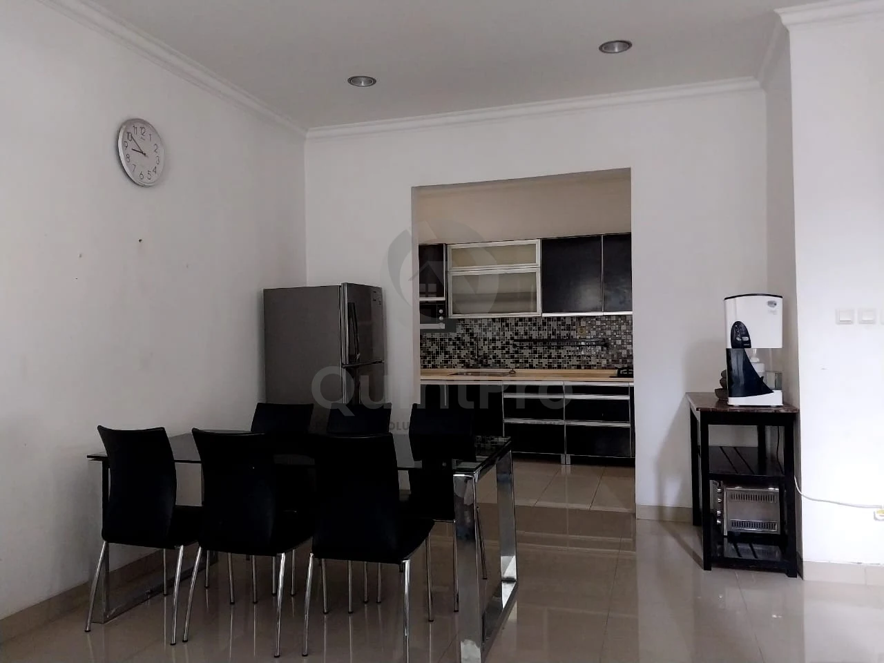 Rumah 4KT Disewa di Sevilla BSD, Hook Position 2 Lantai Renovasi Baru — foto 2
