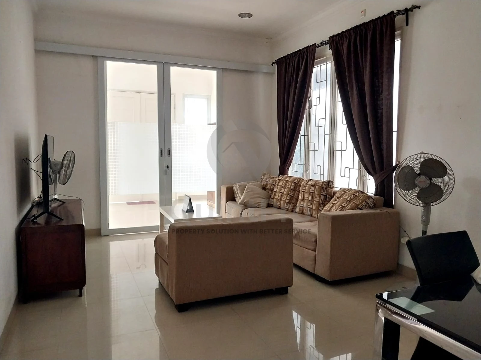 Rumah 4KT Disewa di Sevilla BSD, Hook Position 2 Lantai Renovasi Baru — foto 4