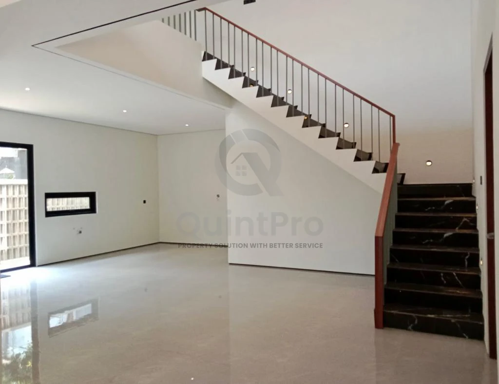 Rumah Modern 4+1KT di Foresta BSD, Tropical Design Halaman Asri PPJB — foto 5