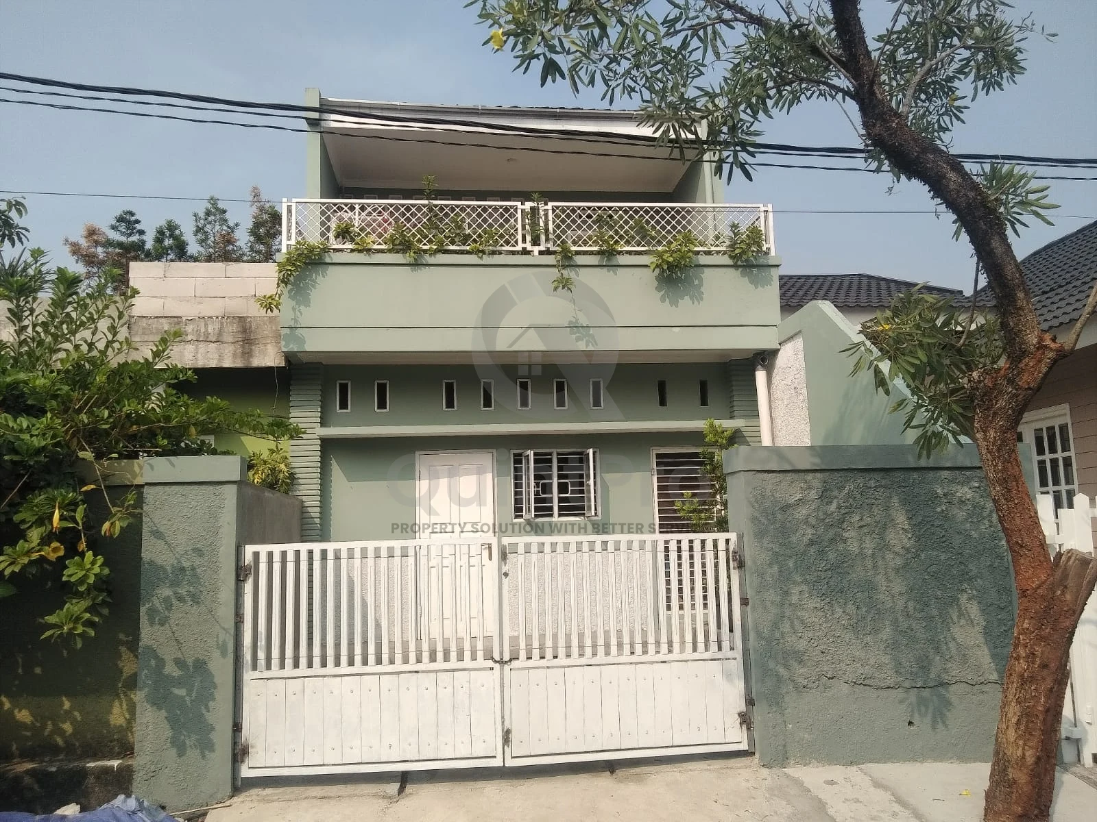 Rumah 3KT 90m² di Griya Loka BSD, 2 Lantai SHM Dekat Stasiun Rawa Buntu