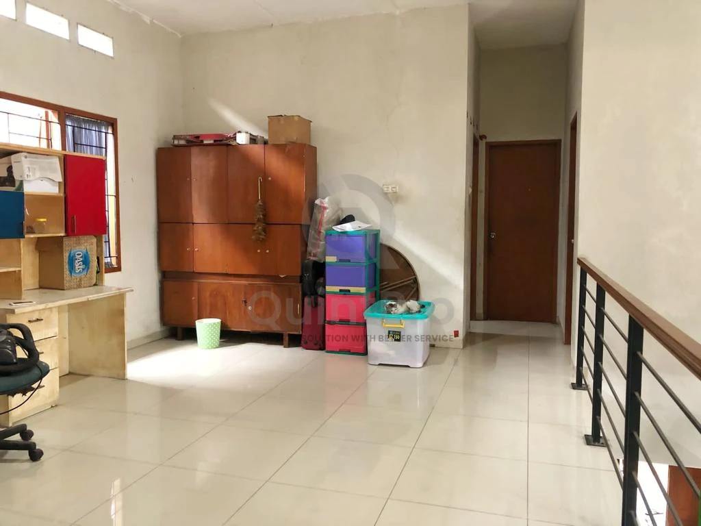 Rumah 3+3KT 2 Lantai di Tebet Jakarta Selatan, 5 Menit Stasiun Tebet SHM — foto 5