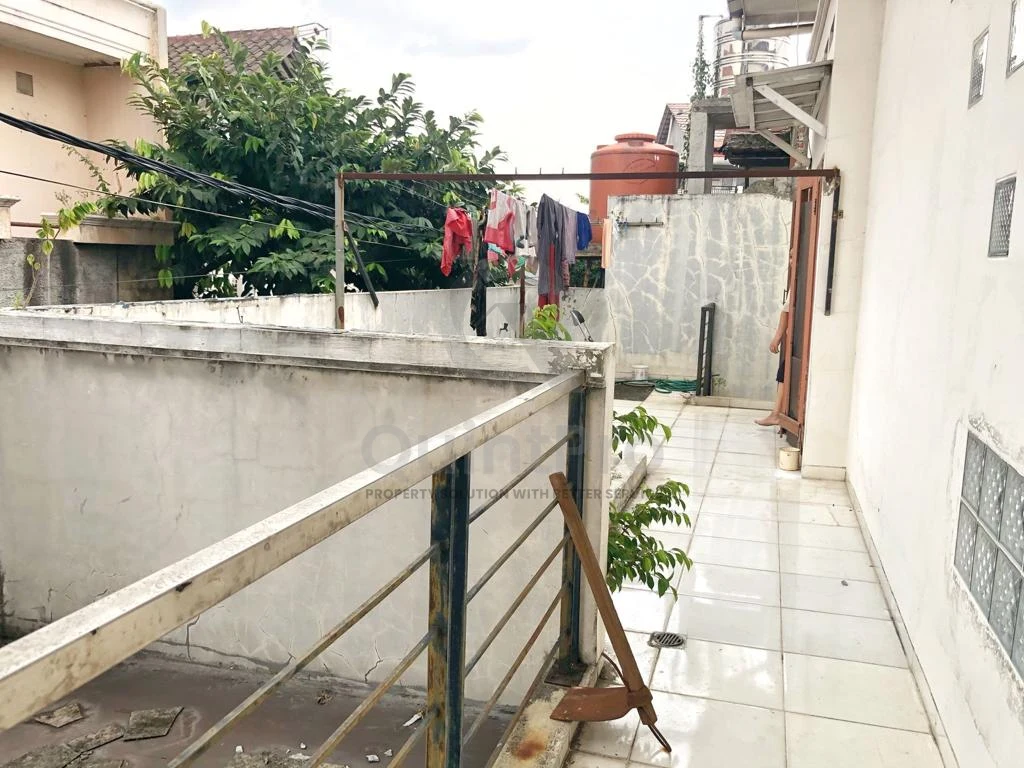Rumah Dijual di Lapangan Ros, Jakarta Selatan, 3KT — foto 6