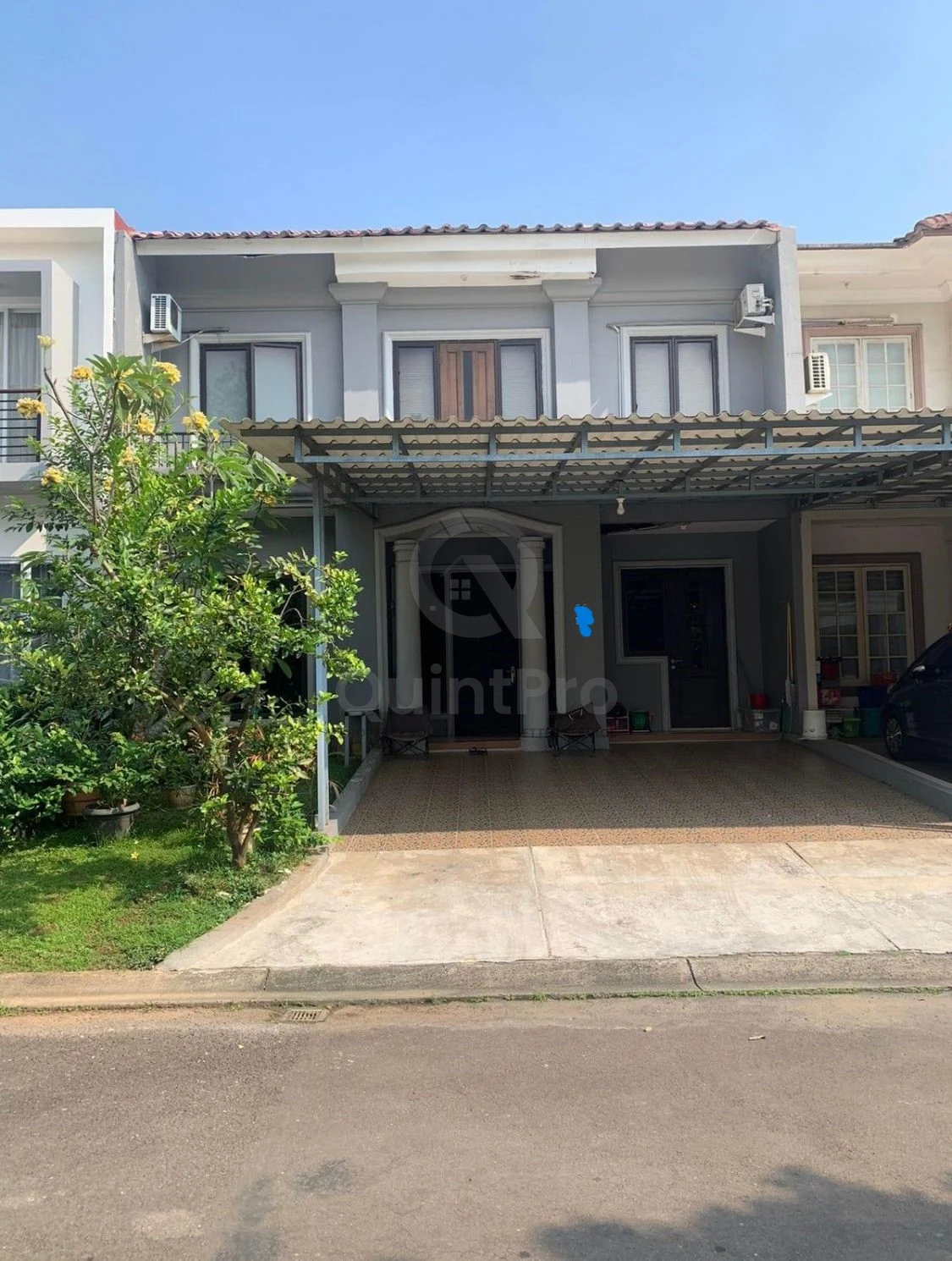 Rumah dijual di Versailes, BSD