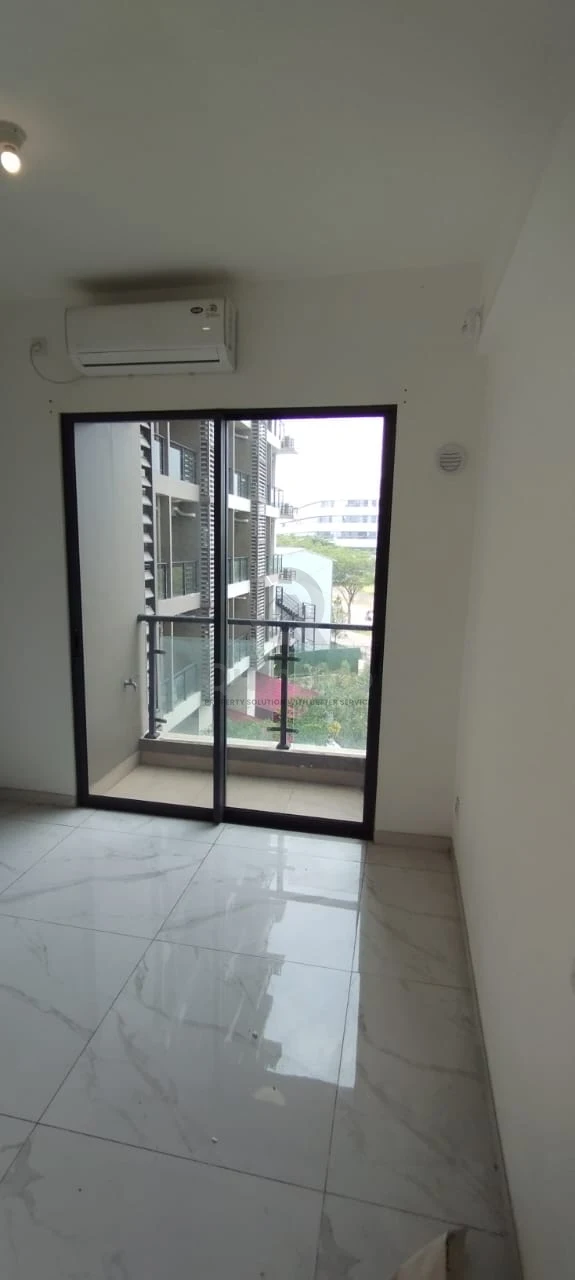 Apartemen Studio di Sky House BSD, View Kota Dekat AEON Mall — foto 5