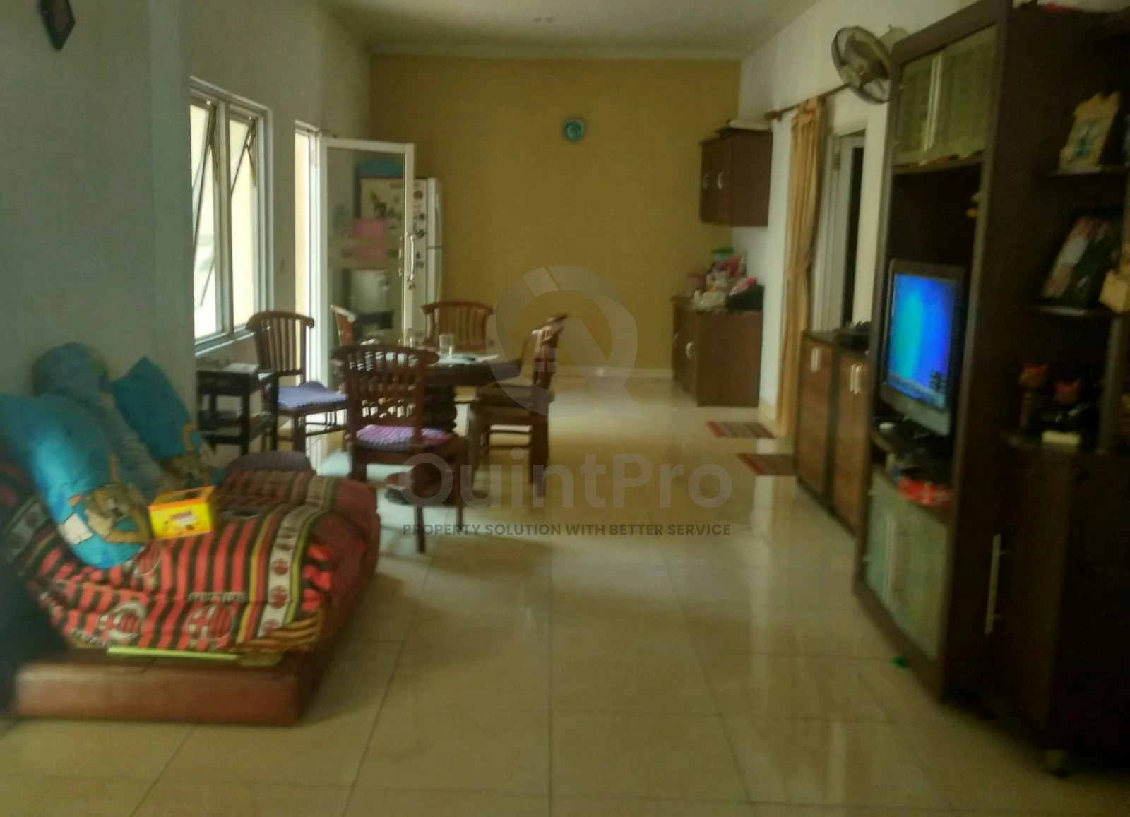 Rumah 4+1KT 240m² di Puspita Loka BSD, 3 Lantai SHM Hadap Utara — foto 2