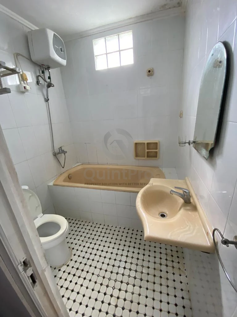 Rumah 5KT 2 Lantai di Puspita Loka BSD, 300m² SHM Klasik Mewah — foto 5