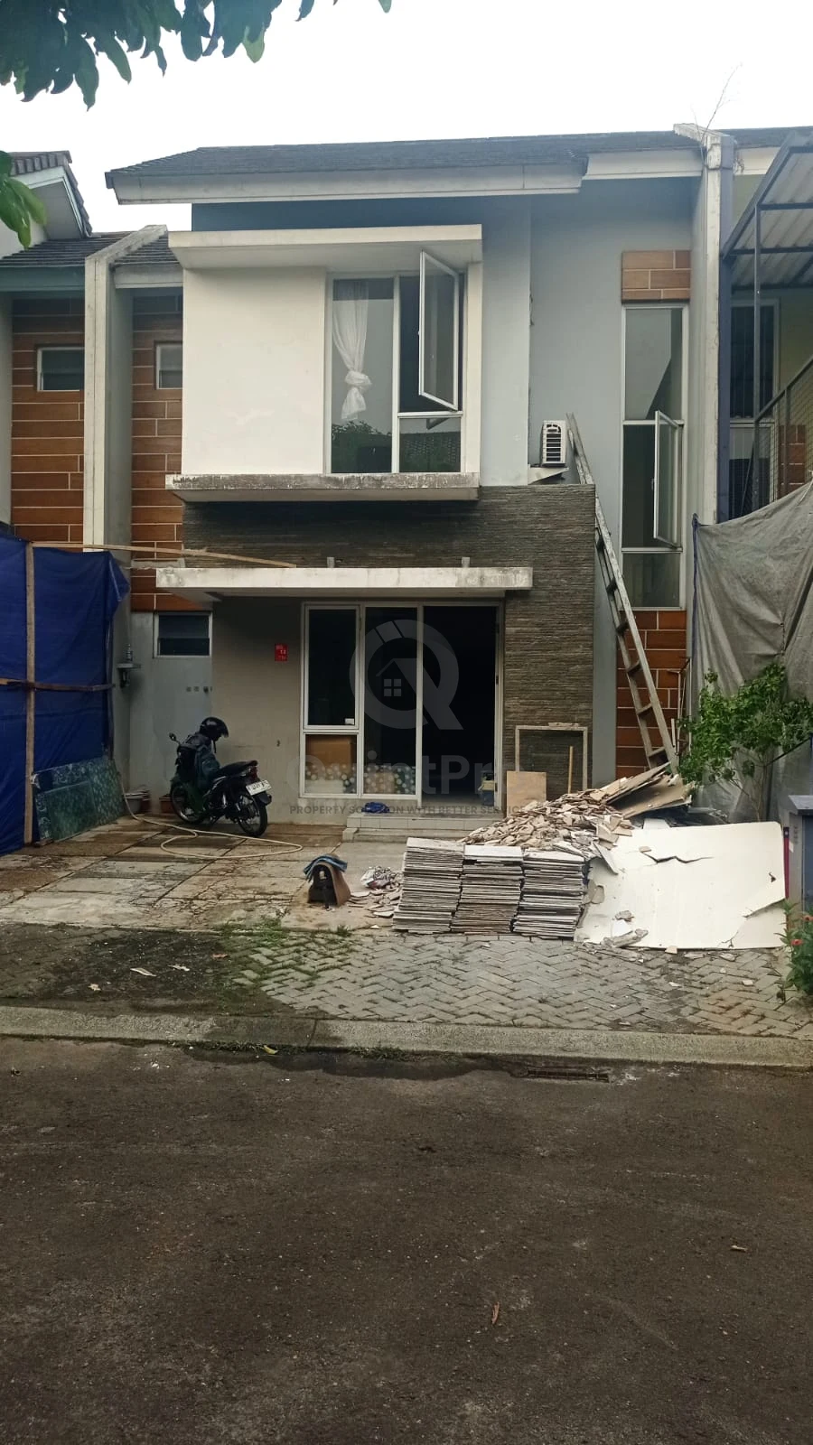 Rumah 3+1KT di Sevilla BSD Tangerang, 2 Lantai PPJB Siap AJB