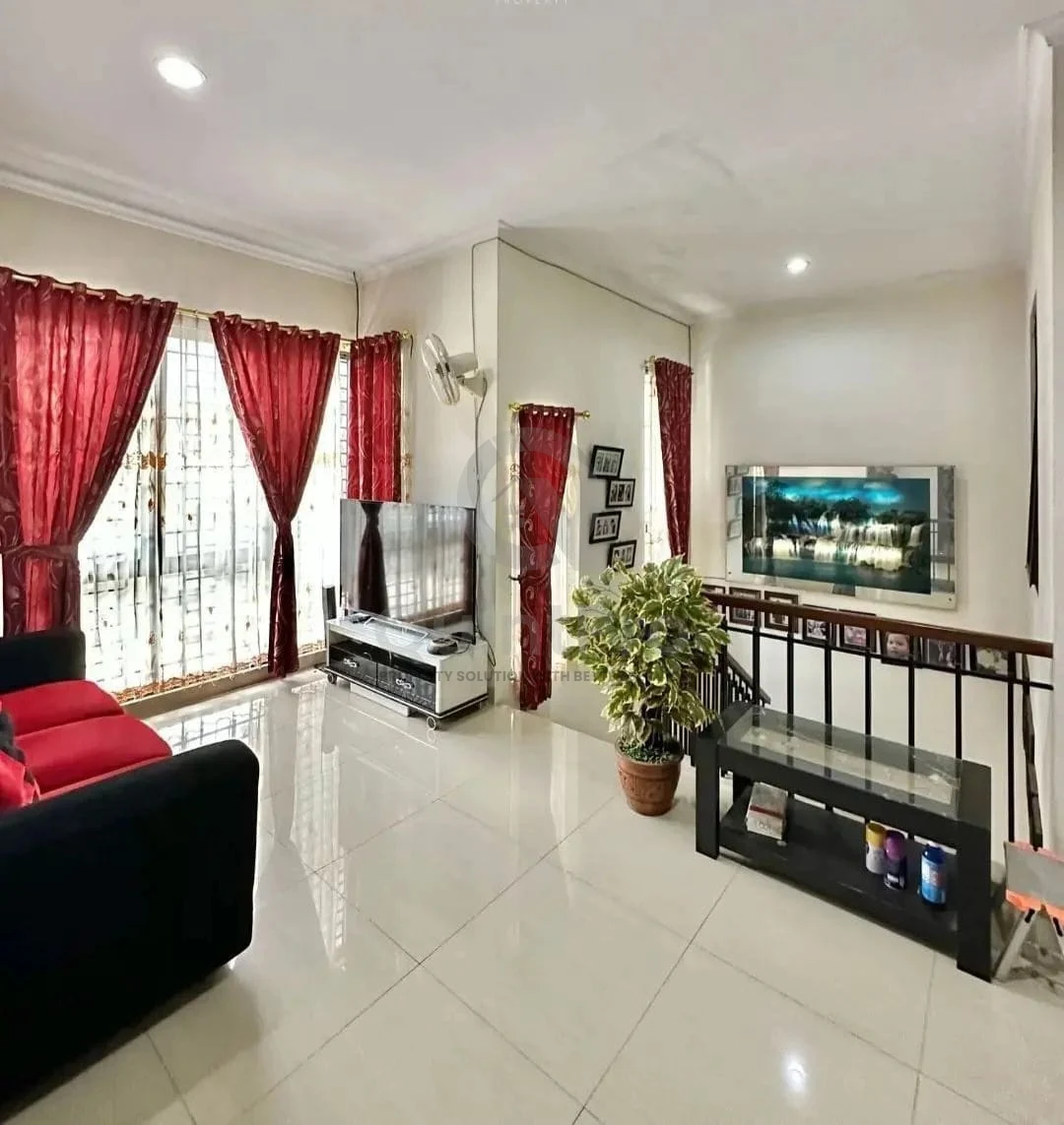 Rumah 4+1KT 250m² di The Icon BSD, 2 Lantai SHM Hadap Selatan — foto 3