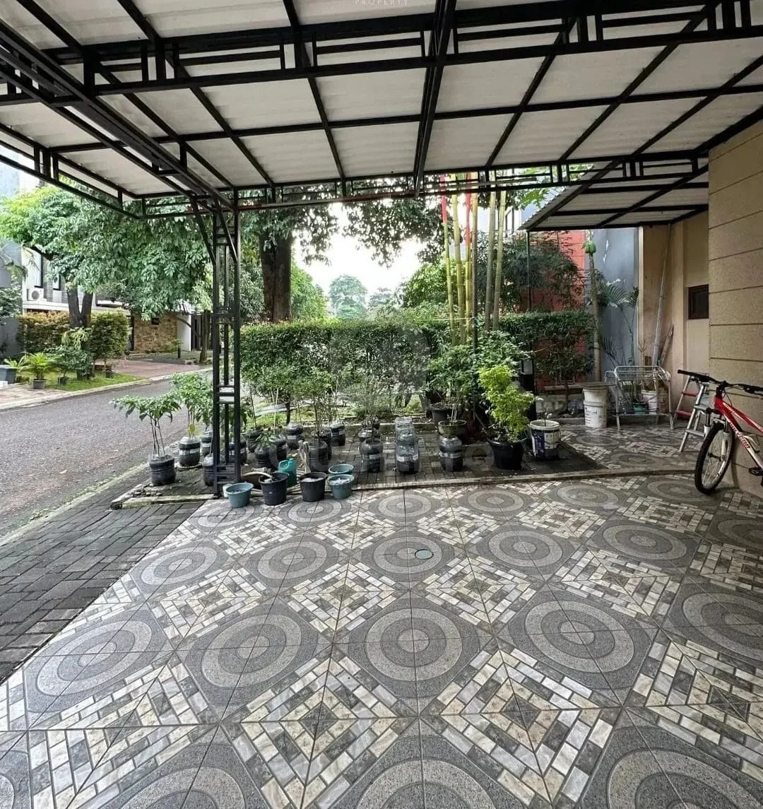 Rumah 4+1KT 250m² di The Icon BSD, 2 Lantai SHM Hadap Selatan — foto 4